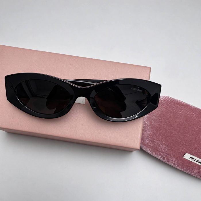 Miu Miu Eyewear - Image 8