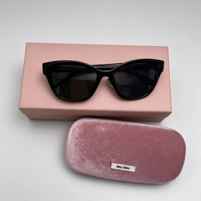Miu Miu Eyewear - Image 8